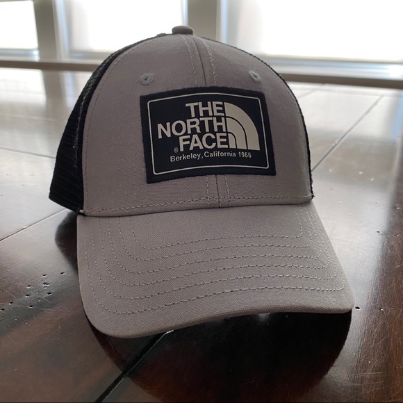 The North Face Other - The North Face Mudder Trucker Youth Cap